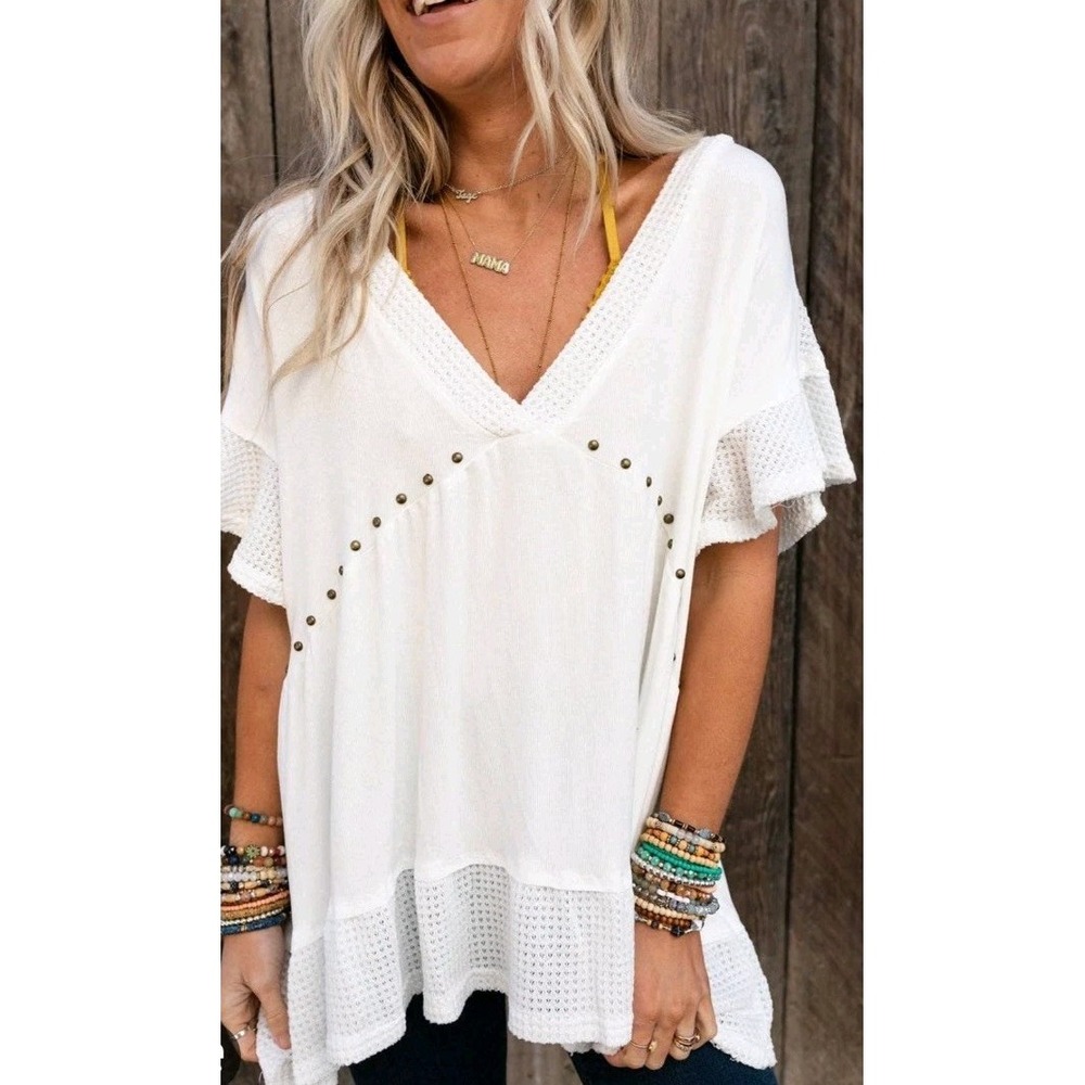 Pol Size Small Contrast Knit Splicing V Neck Studded Blouse White Tunic